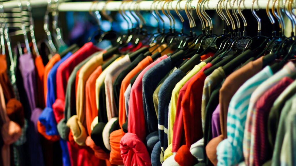 Quais cores de roupa você deve evitar para ter abundância, segundo o Feng Shui