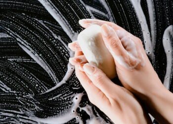 O truque simples com sabonete que vai mudar o cheiro da sua casa