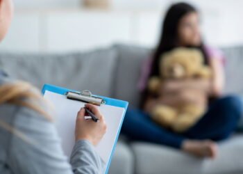 Cuidar da mente pode transformar o futuro dos jovens, segundo especialistas