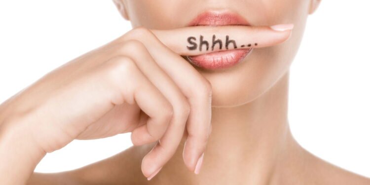 Silêncio - Créditos: depositphotos.com / AllaSerebrina