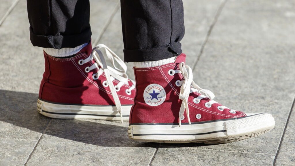 Descubra para que servem os buracos perto da sola do All-Star