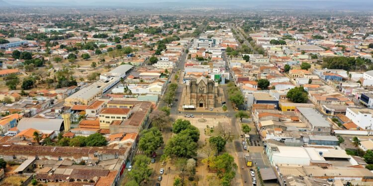 Cidades onde o coração encontra abrigo e o bolso encontra descanso