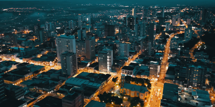 Essa cidade é a quinta maior do Paraná e ainda conquista com sua qualidade de vida privilegiada