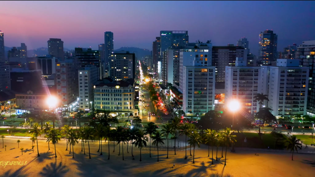 Essa cidade paulista abriga o maior porto da América Latina e conquista com sua beleza