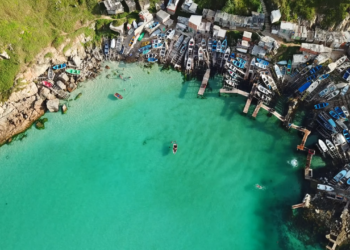 O paraíso brasileiro que encanta com águas cristalinas de tirar o fôlego