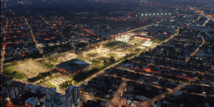 Criciúma, Santa Catarina // Créditos: YouTube @dronesflysul3670