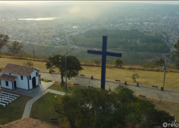 Cidade das lagoas encantadas é um refúgio de tranquilidade para se viver