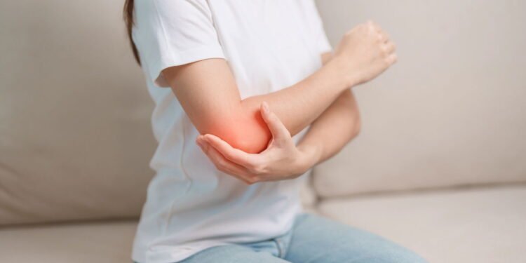 Dor interna no cotovelo está crescendo entre quem digita muito