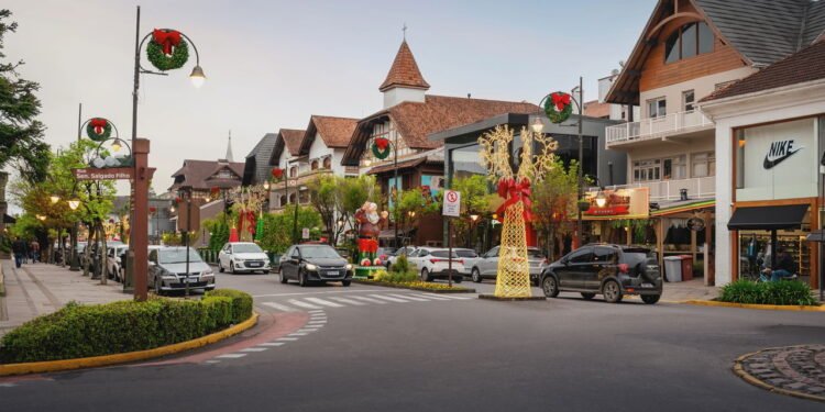 Gramado - Créditos: depositphotos.com / diegograndi