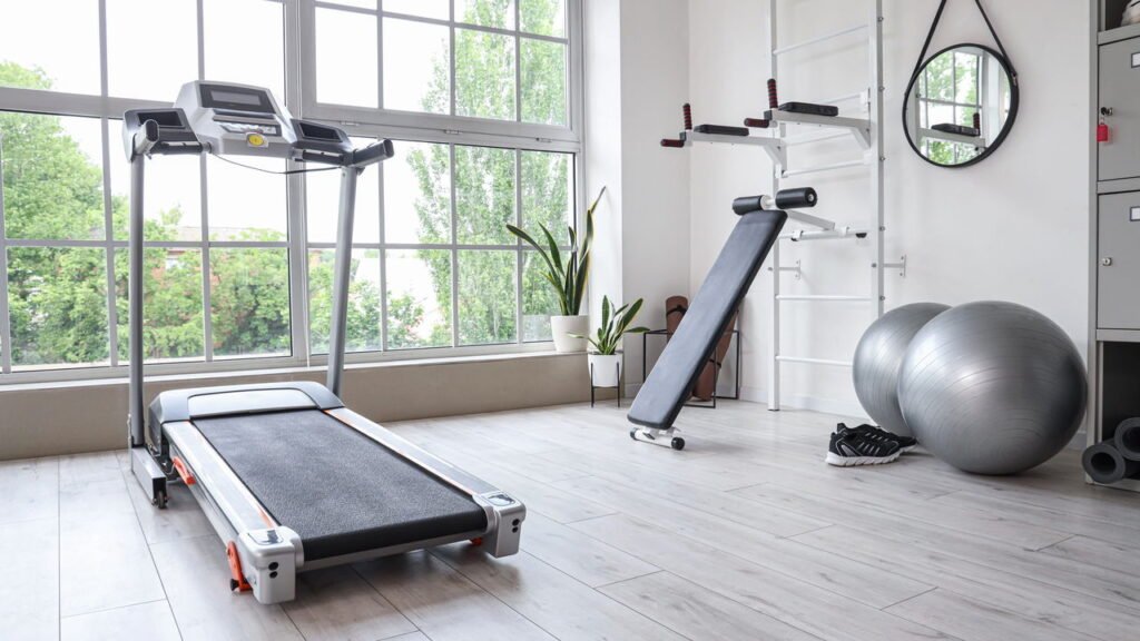 12 dicas para projetar uma academia doméstica funcional que você realmente usará