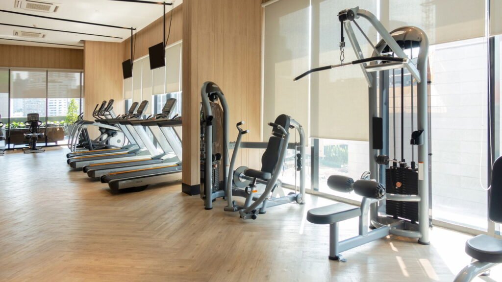 12 dicas para projetar uma academia doméstica funcional que você realmente usará