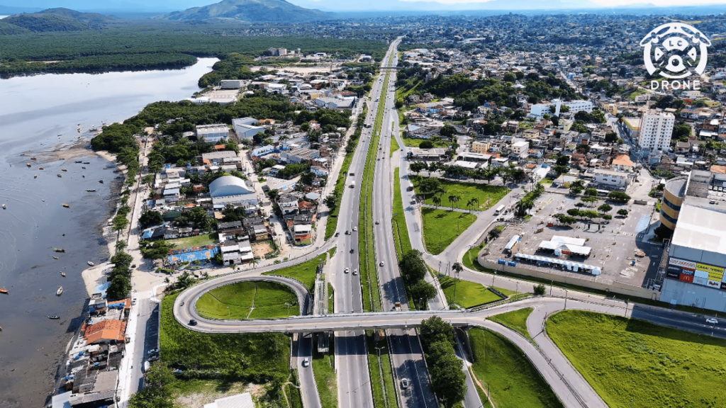 A cidade carioca cercada de verde que virou um modelo de preservação ambiental