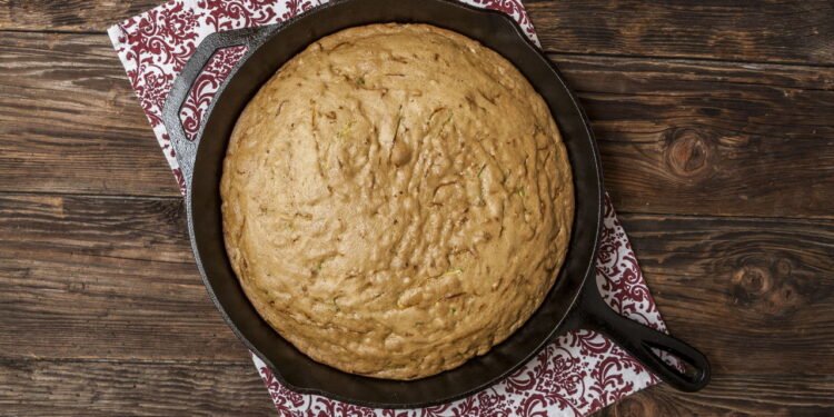 O segredo da clássica receita do bolo esponja é simples, veja o passo a passo