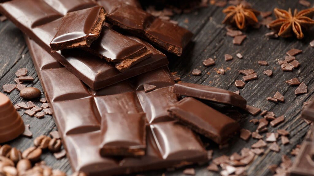 Um pedaço de chocolate amargo pode transformar sua saúde