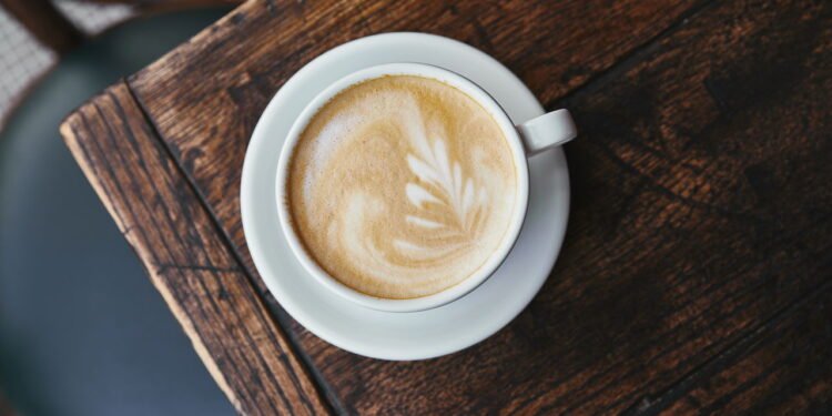 O café melhora seu humor – mas somente se você beber neste momento