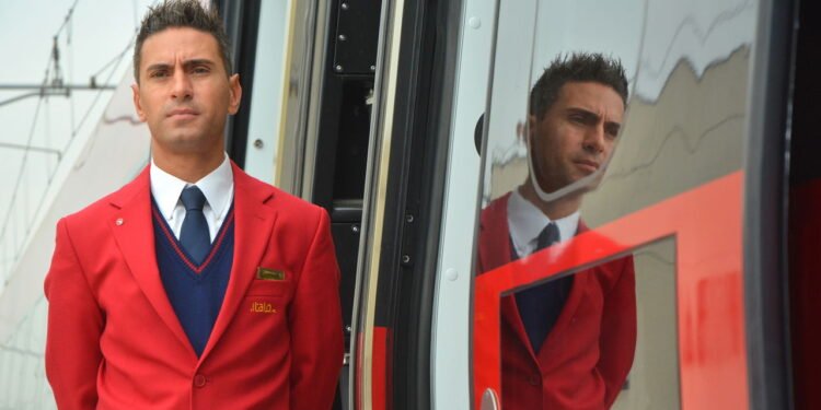 O verdadeiro motivo por trás da postura curiosa dos comissários antes da decolagem