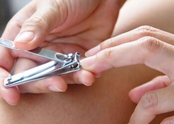 Você não pode imaginar o porquê: para que serve o orifício do cortador de unhas