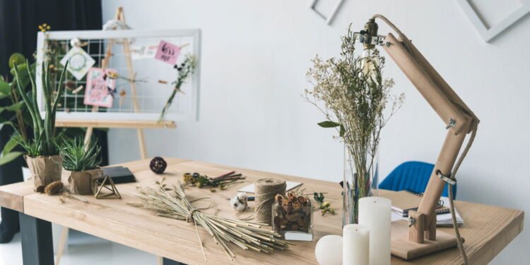 Ideias criativas com tendências artesanais renovam ambientes da casa sem pesar no bolso