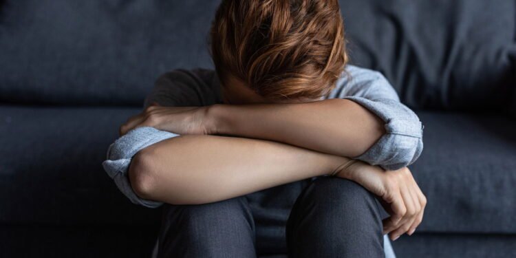 9 sinais furtivos de depressão que um médico quer que você saiba