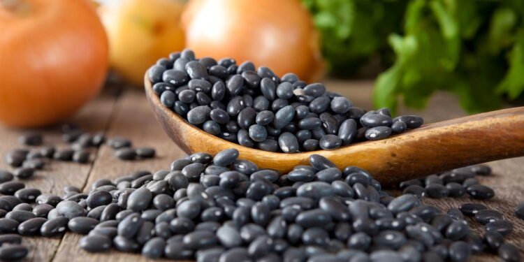 Os alimentos saudáveis que podem estar te dando gases e você nem imaginava