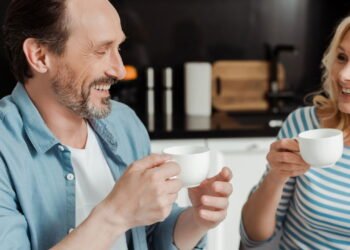 O verdadeiro segredo da felicidade na meia-idade foi revelado e vai te surpreender