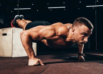 O que acontece se você fizer flexões todos os dias sem falta