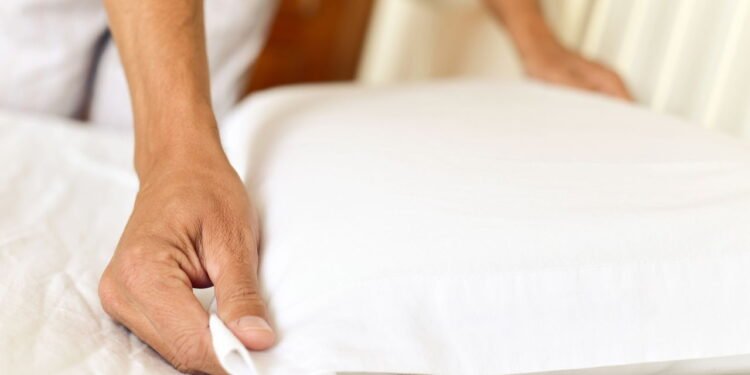 Como lavar fronhas para manter a pele livre de acne