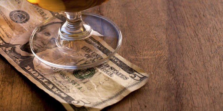 Gorjeta - Créditos: depositphotos.com / joephotostudio