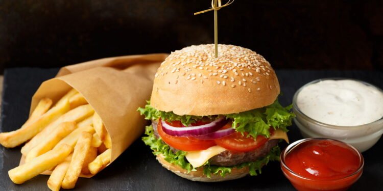 Hambúrguer caseiro é o “gourmet” que realmente vale a pena