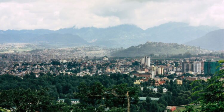 Quem visita essa cidade se impressiona com os contrastes entre tradição, fé e modernidade