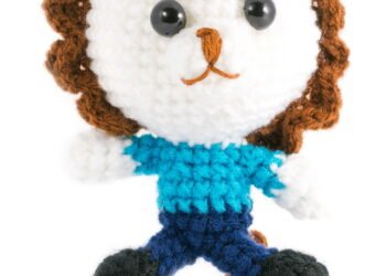 Amigurumi de leão feito à mão conquista adultos e crianças