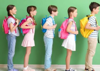 Mochilas escolares e os cuidados com o peso e a postura