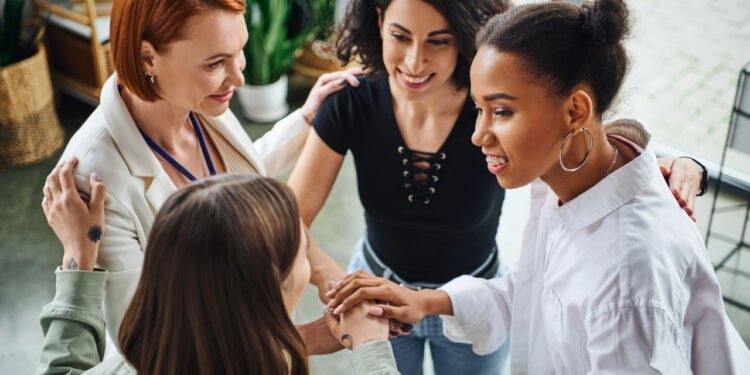 15 forças silenciosas que as mulheres têm que passam completamente despercebidas