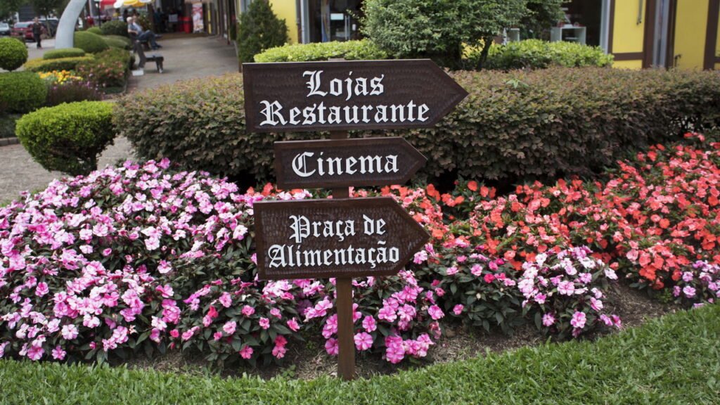 Cidade segura e florida na Serra Gaúcha conquista com charme e cultura