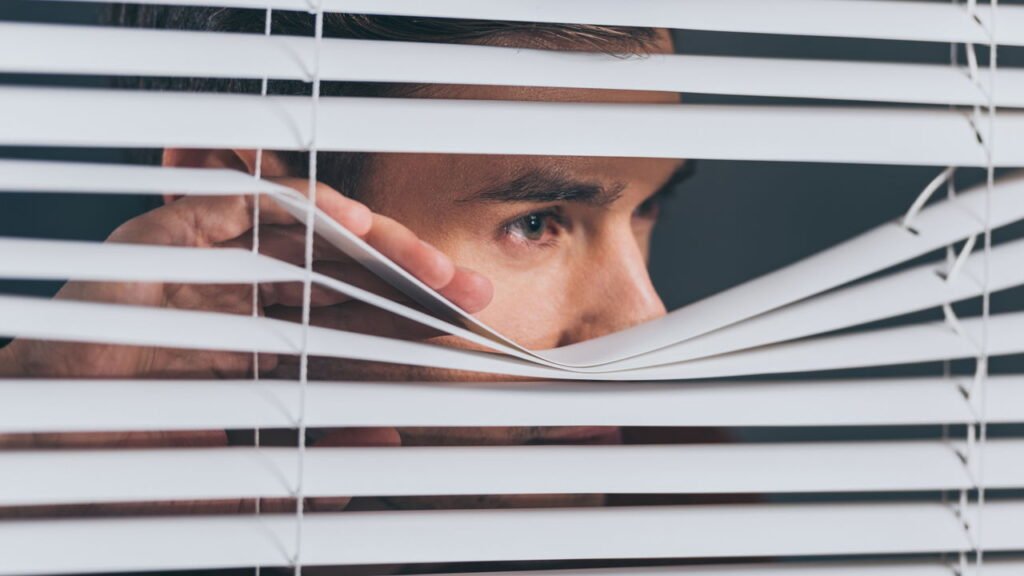 13 razões pelas quais é extremamente perigoso ter pessoas ciumentas por perto