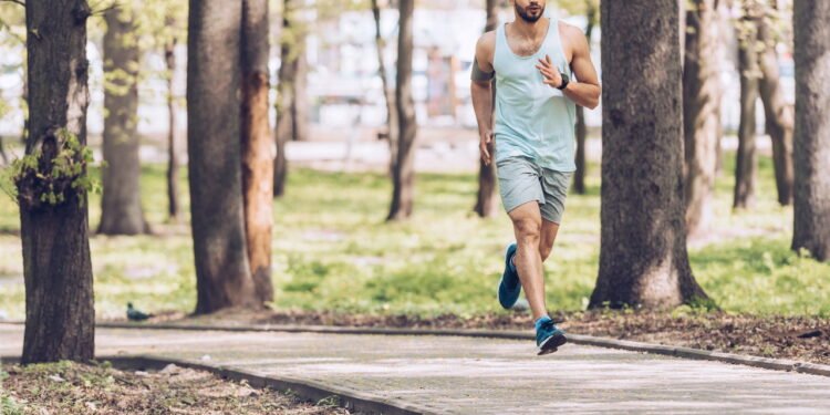 Esse truque mental ajuda você a correr mais rápido em apenas alguns segundos, segundo a ciência