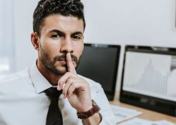 Psicologia: como pessoas silenciosas se dão melhor no trabalho