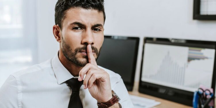 Psicologia: como pessoas silenciosas se dão melhor no trabalho