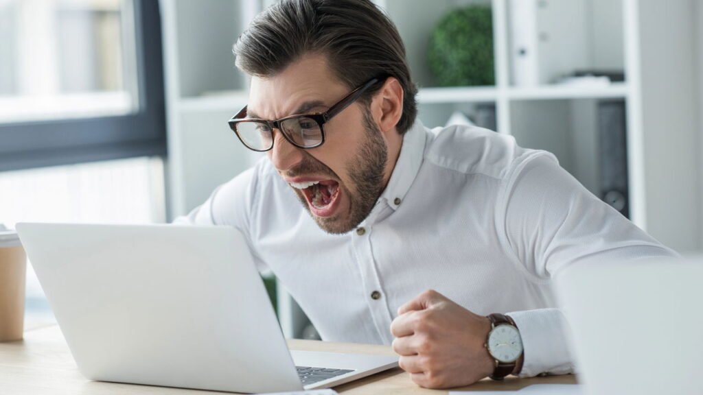 O que significa uma pessoa falar em voz alta sozinha, segundo a psicologia