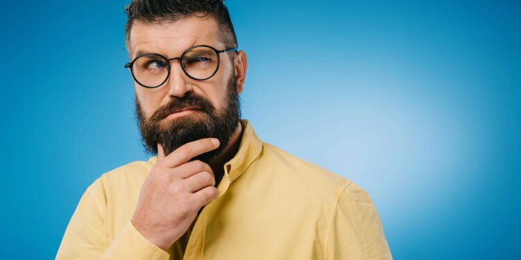 Comportamentos estranhos que as pessoas sabem que são errados, mas elas os fazem de qualquer maneira