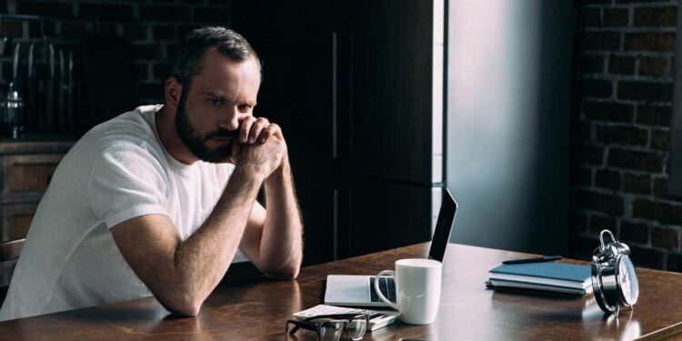 15 crenças estranhas que as pessoas têm sobre si mesmas e que estão arruinando silenciosamente suas vidas