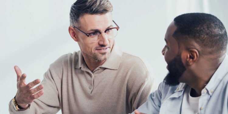 O que significa esquecer nomes logo após conhecer alguém segundo a psicologia