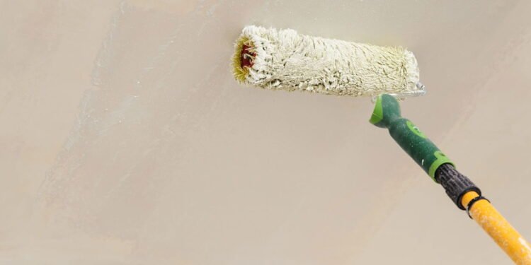 Você não pode imaginar o porquê: qual é o sentido de pintar tetos de branco no verão