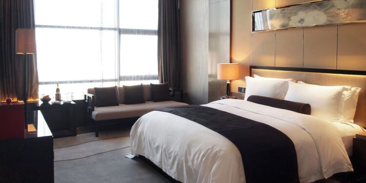 Poucos sabem: o número do quarto que você deve evitar nos hotéis