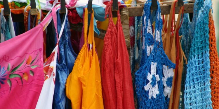 Como lavar roupas de banho (biquíni e sunga) para prolongar a durabilidade