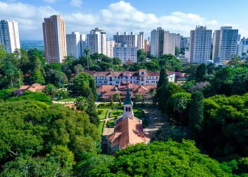 Nessa cidade você vive como se já fosse 2050