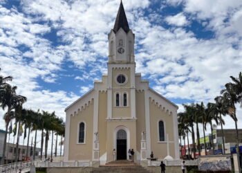 Cidade perto de Curitiba atrai quem deseja viver bem e próximo a capital