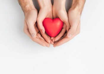 Um cardiologista compartilhou 4 hábitos aparentemente saudáveis que podem levar à insuficiência cardíaca