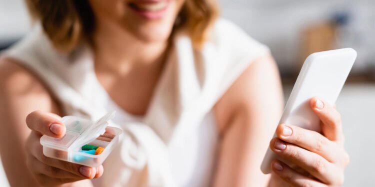 Especialista em nutrição revela um enorme erro que milhões cometem ao tomar suplementos