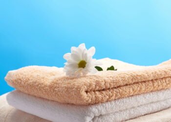 Essas toalhas modernas resistem ao mau cheiro e transformam sua rotina diária